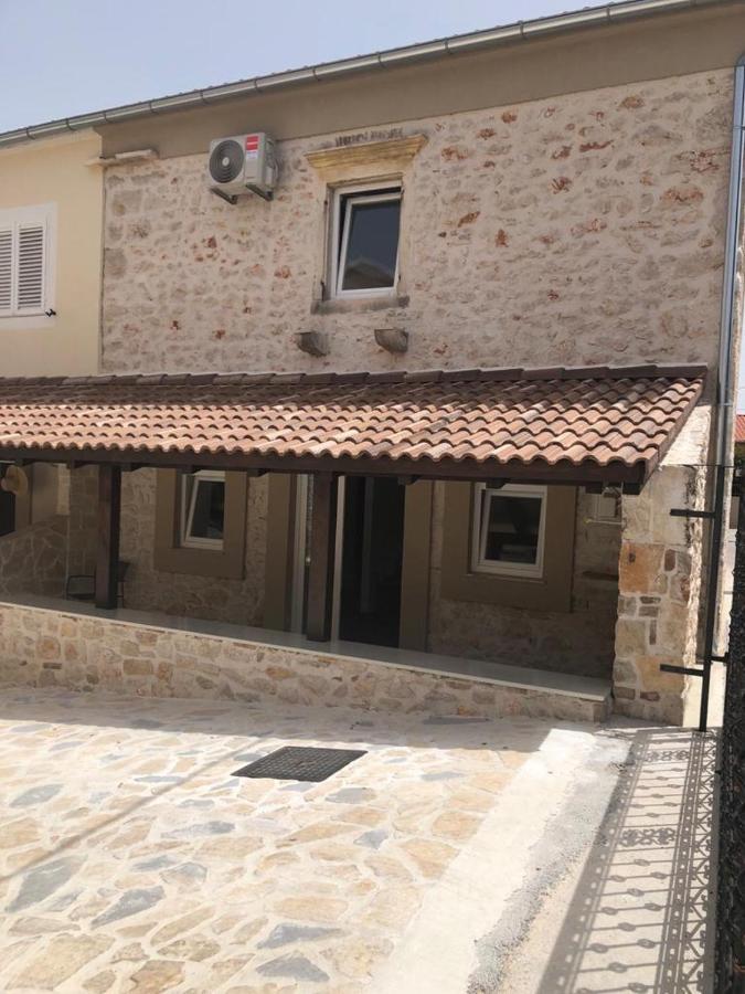 Apartments Tonka Zadar Bagian luar foto